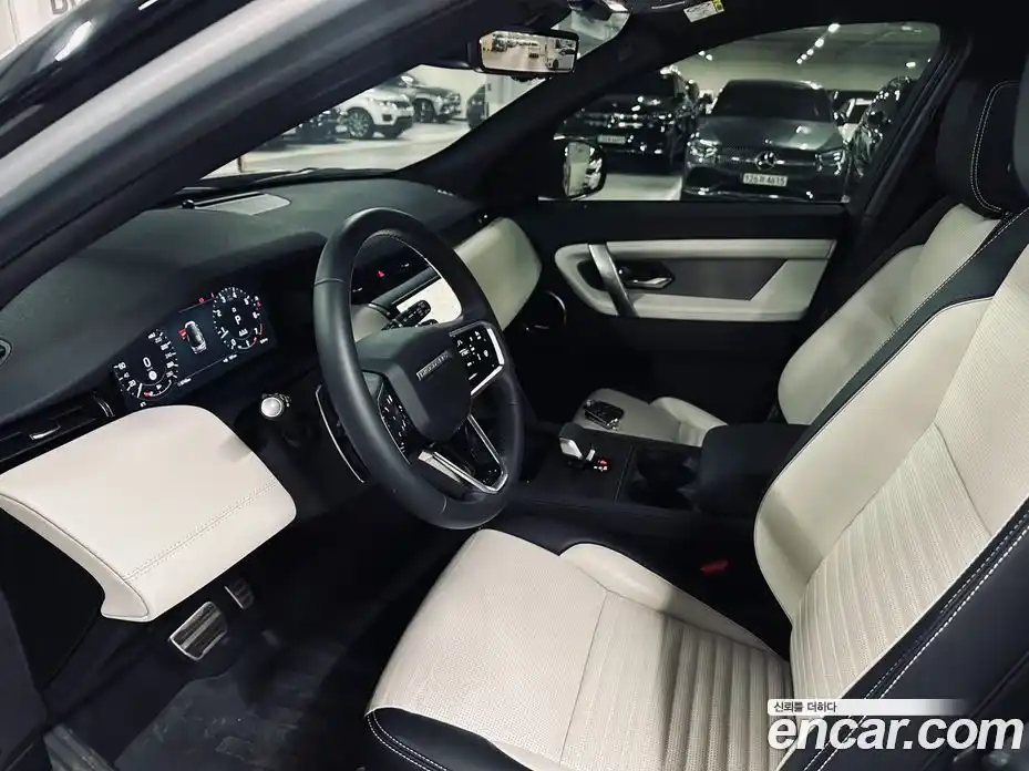 Land Rover Discovery Sport 2024 2.0 гидро в Москве № 416461, фото 10