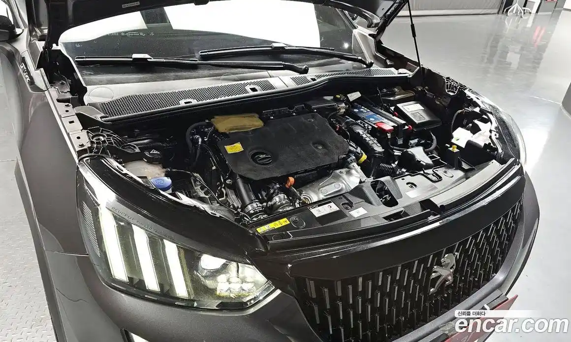 Peugeot 2008 2020 1.5 гидро в Москве № 500520, фото 6