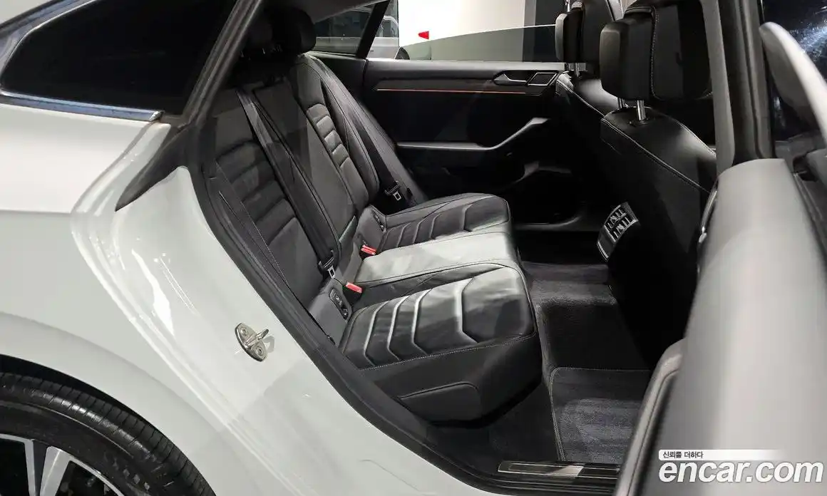 Volkswagen Arteon 2019 2.0 гидро в Москве № 547328, фото 12