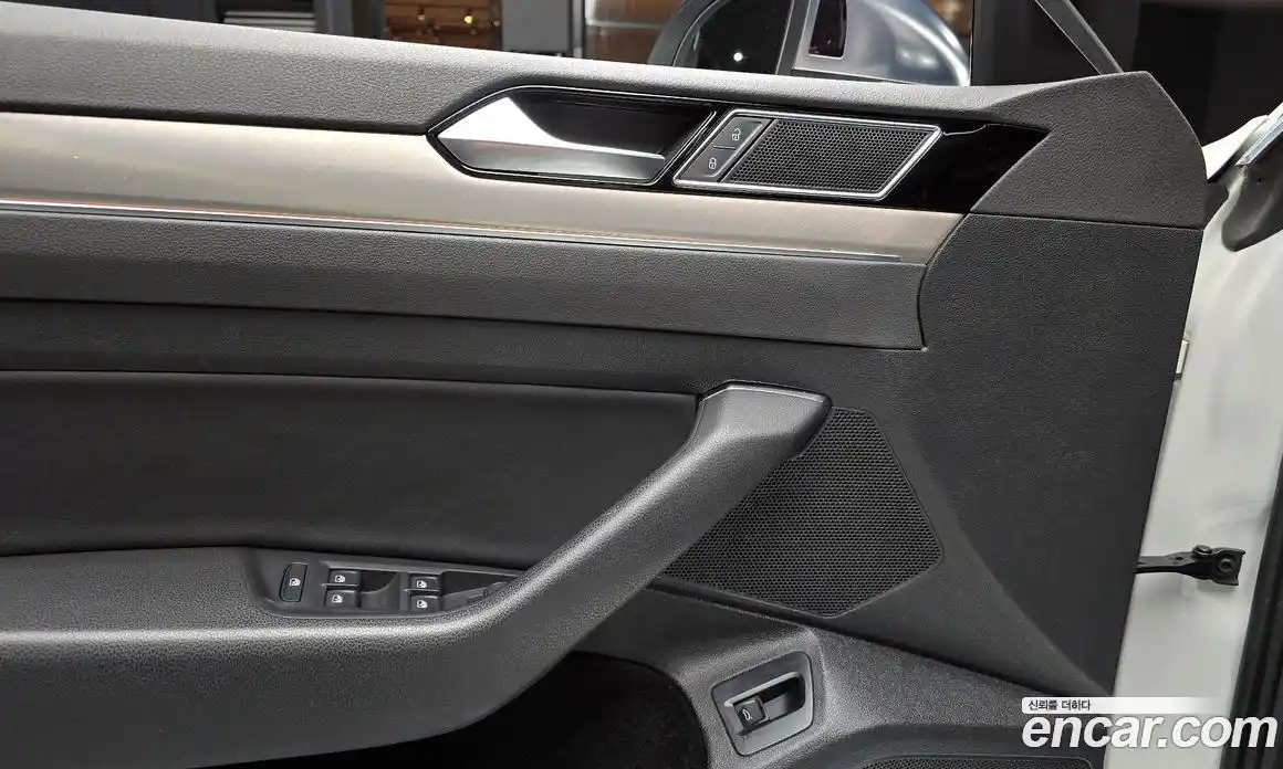 Volkswagen Arteon 2019 2.0 гидро в Москве № 547328, фото 18
