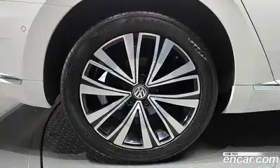 Volkswagen Arteon 2019 2.0 гидро в Москве № 547328, миниатюра 5