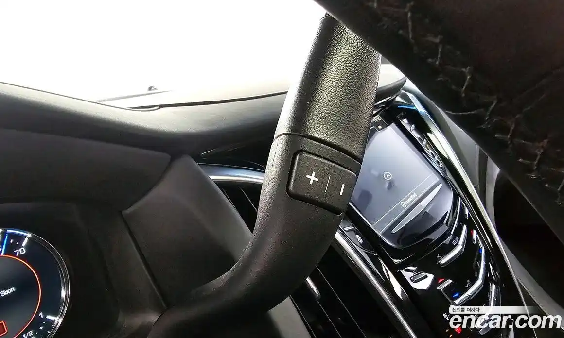 Cadillac Escalade 2017 6.2 гидро в Москве № 548105, фото 9