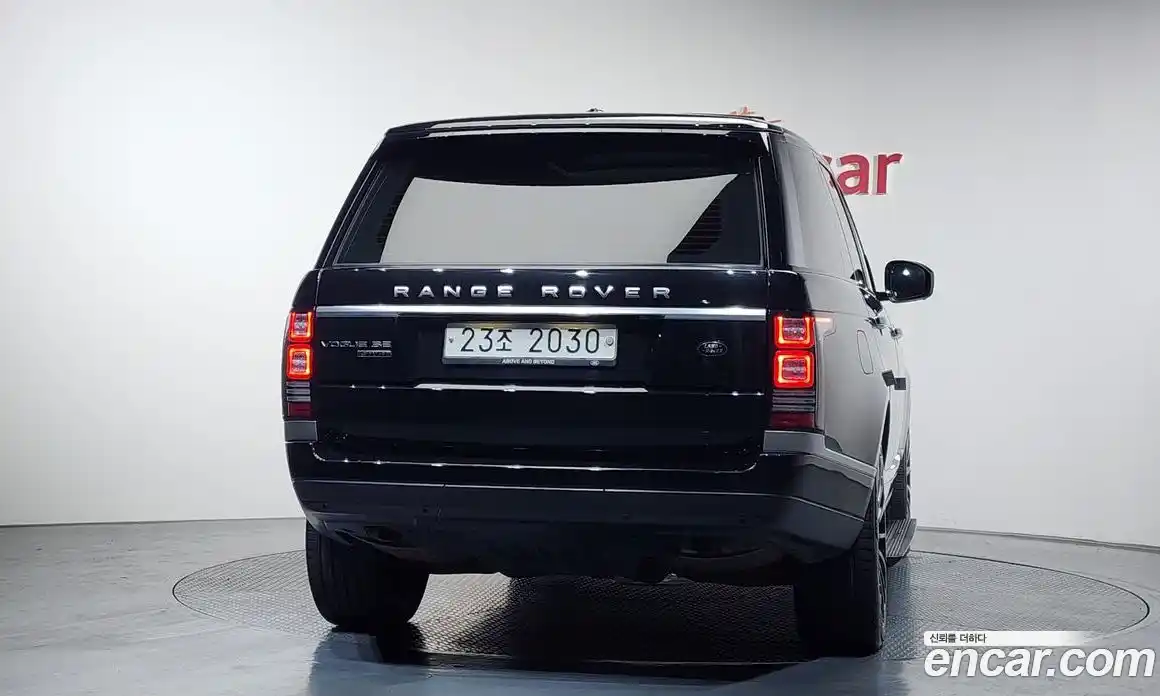 Land Rover Range-Rover 2013 4.4 гидро в Москве № 594761, фото 4