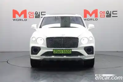 Bentley Bentayga 2022 4.0 гидро в Москве № 797904, миниатюра 2