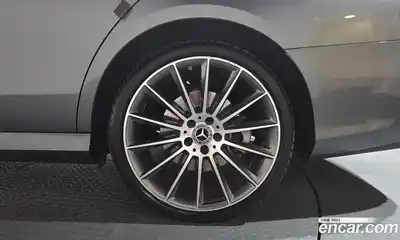 Mercedes-Benz E-Class 2021 2.0 гидро, миниатюра 4