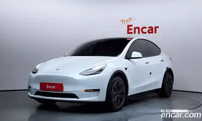 Tesla Model Y, 2021