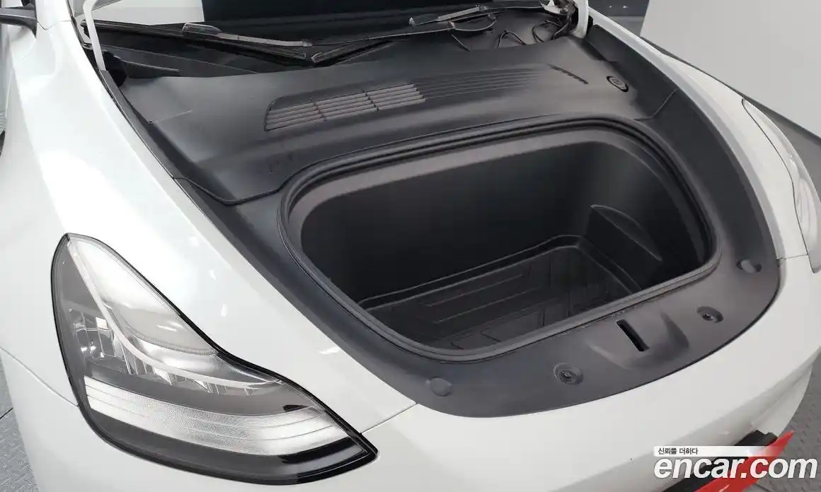 Tesla Model Y 2021 0.2 гидро в Москве № 825578, фото 6