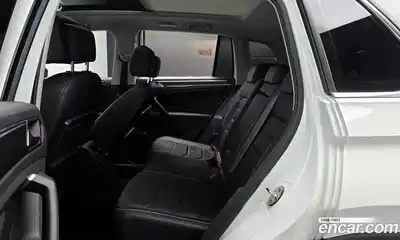 Volkswagen Tiguan 2020 2.0 гидро в Москве № 896131, миниатюра 12