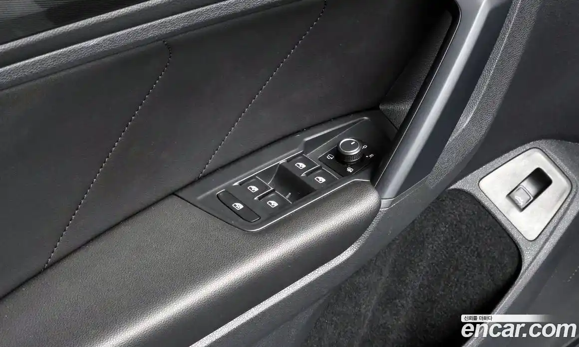 Volkswagen Tiguan 2020 2.0 гидро в Москве № 896131, фото 17