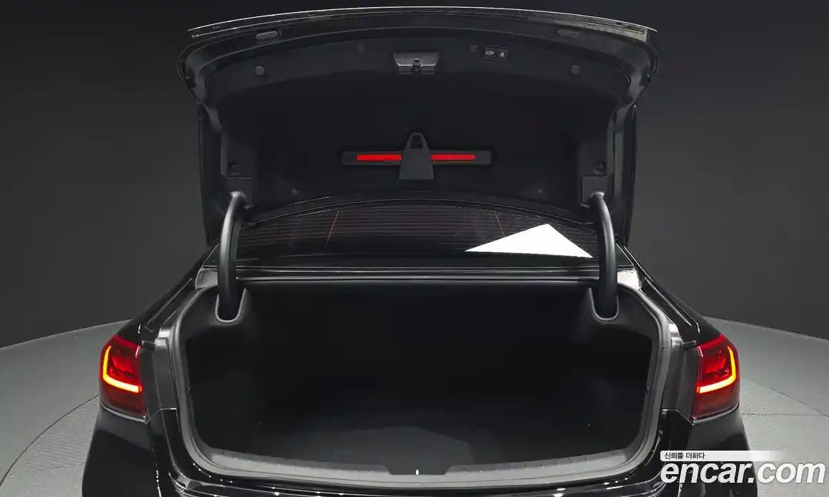 Kia K7 2020 2.5 Автомат в Москве № 930239, фото 20