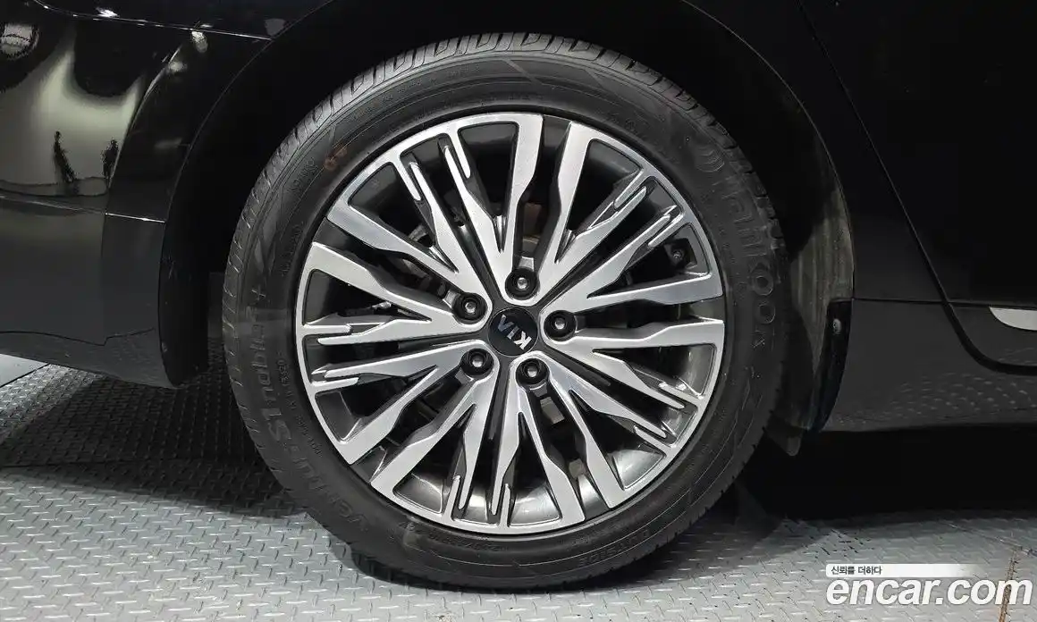 Kia K7 2020 2.5 Автомат в Москве № 930239, фото 5