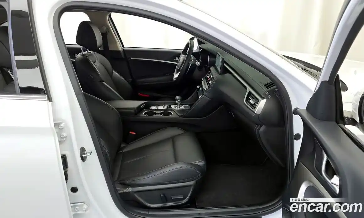 Genesis G70 2023 2.5 гидро в Москве № 930772, фото 11