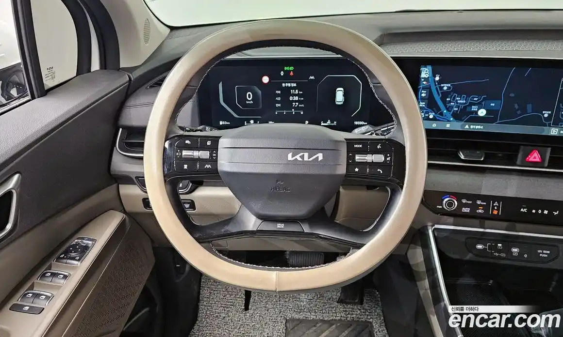 Kia Canival 2025 3.5 Автомат в Москве № 972409, фото 13