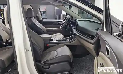 Kia Canival 2025 3.5 Автомат в Москве № 972409, миниатюра 10