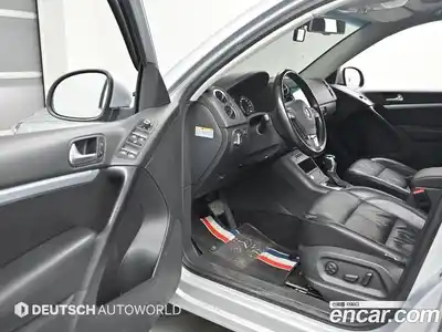 Volkswagen Tiguan 2015 2.0 гидро в Москве № 976172, миниатюра 11
