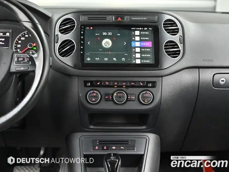 Volkswagen Tiguan 2015 2.0 гидро в Москве № 976172, фото 14