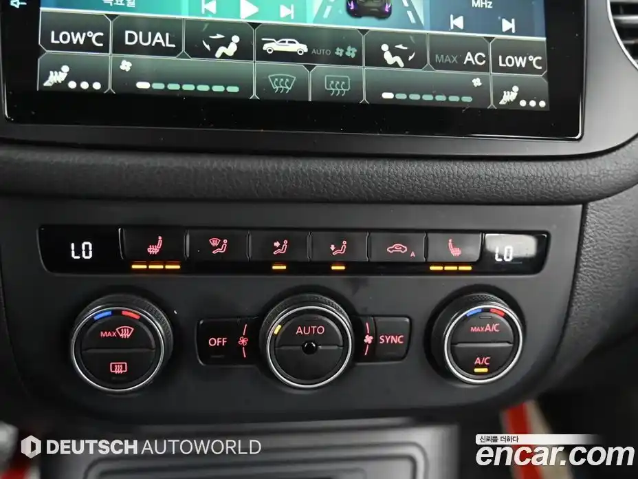 Volkswagen Tiguan 2015 2.0 гидро в Москве № 976172, фото 17