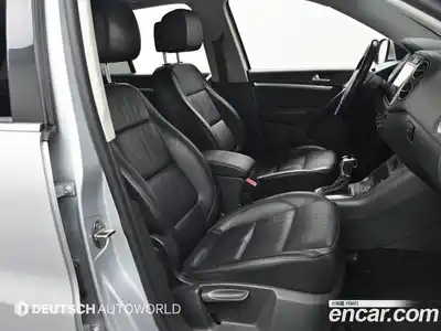 Volkswagen Tiguan 2015 2.0 гидро в Москве № 976172, миниатюра 10