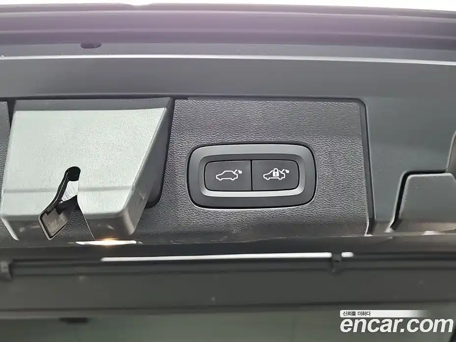 Volvo XC60 2021 2.0 гидро в Москве № 1000539, фото 20