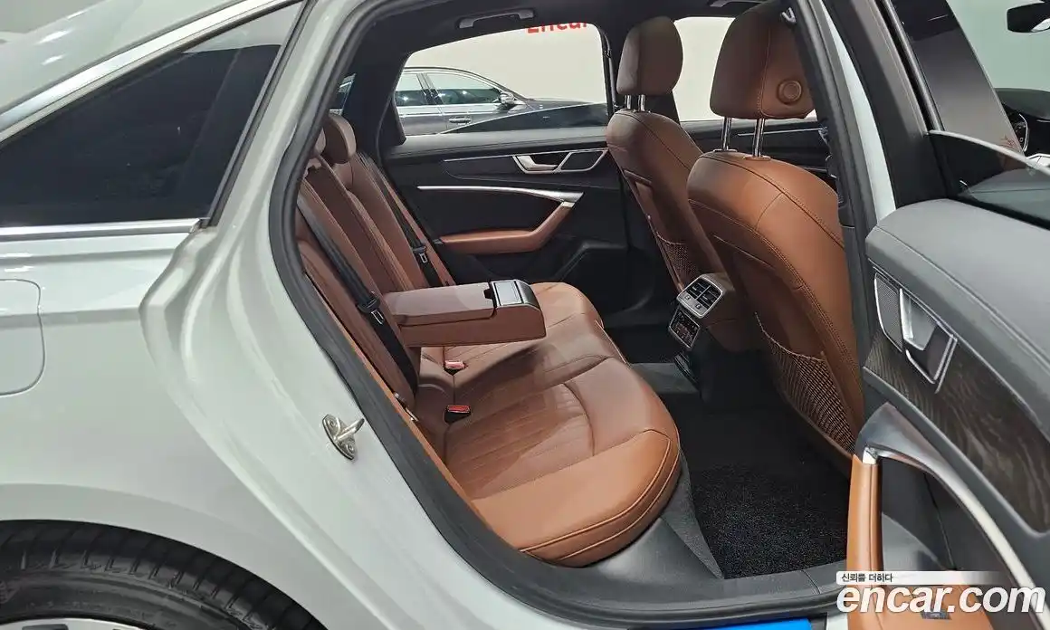 Audi A6 2022 2.0 гидро в Москве, фото 12