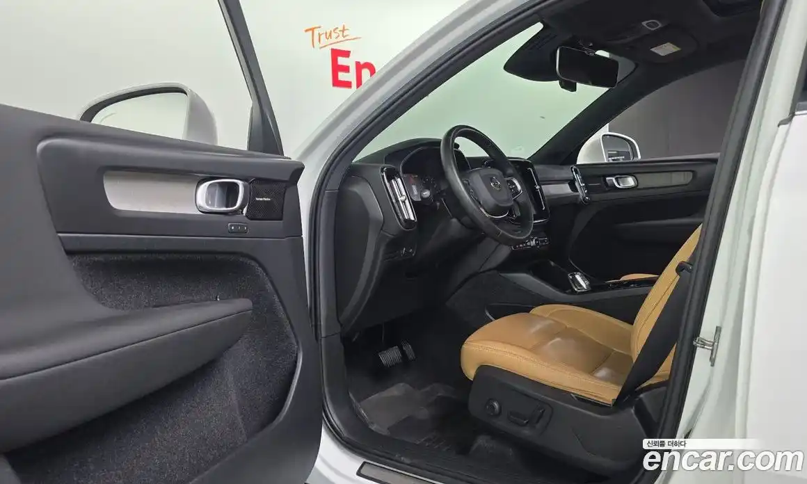 Volvo XC40 2020 2.0 гидро в Москве № 1008656, фото 12