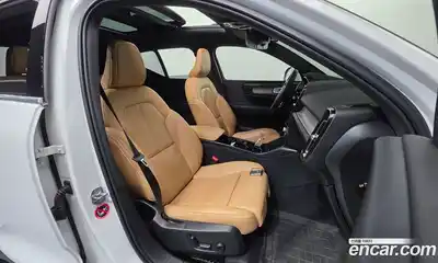 Volvo XC40 2020 2.0 гидро в Москве № 1008656, миниатюра 10