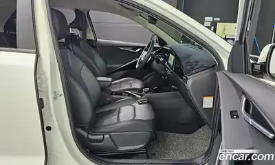 Kia Niro 2023 1.6 Автомат в Москве № 1009109, миниатюра 12