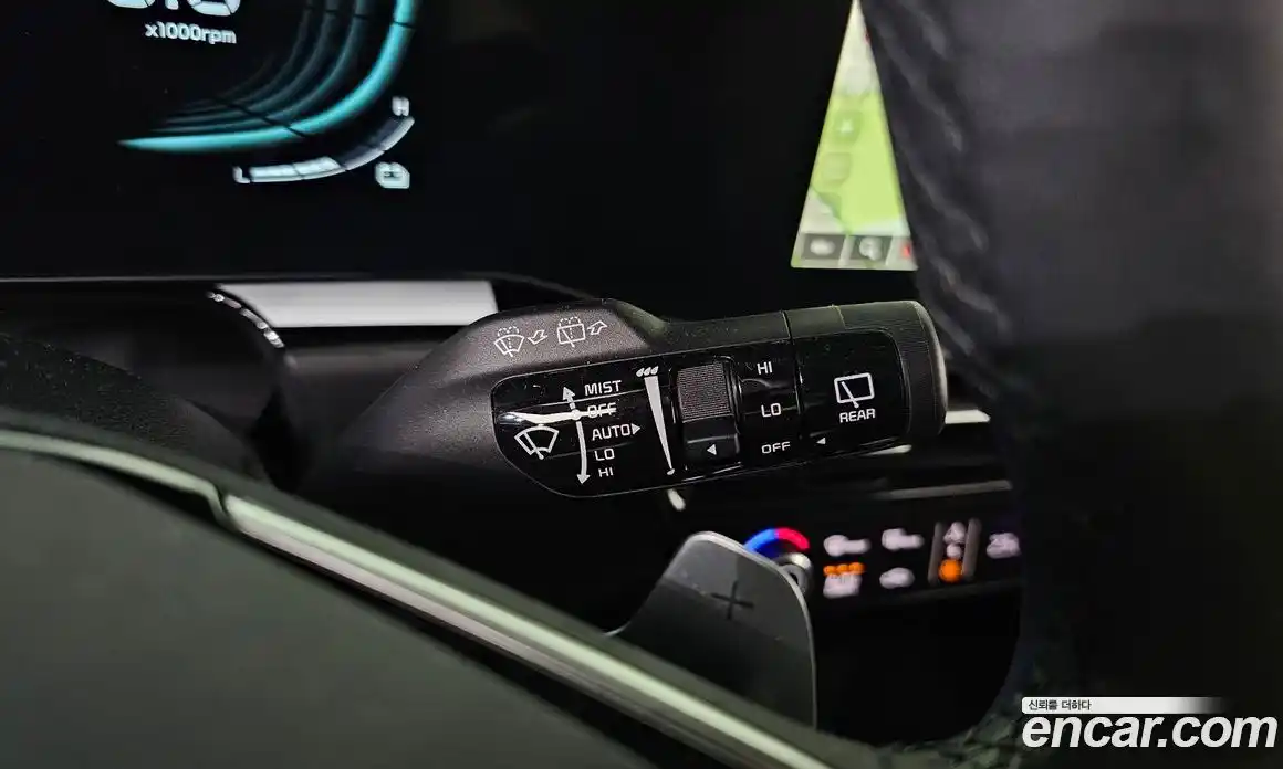 Kia Niro 2023 1.6 Автомат в Москве № 1009109, фото 15