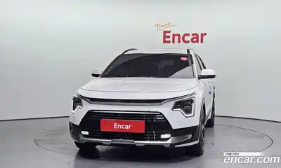 Kia Niro 2023 1.6 Автомат в Москве № 1009109, миниатюра 3