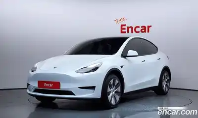 Tesla Model Y, 2023
