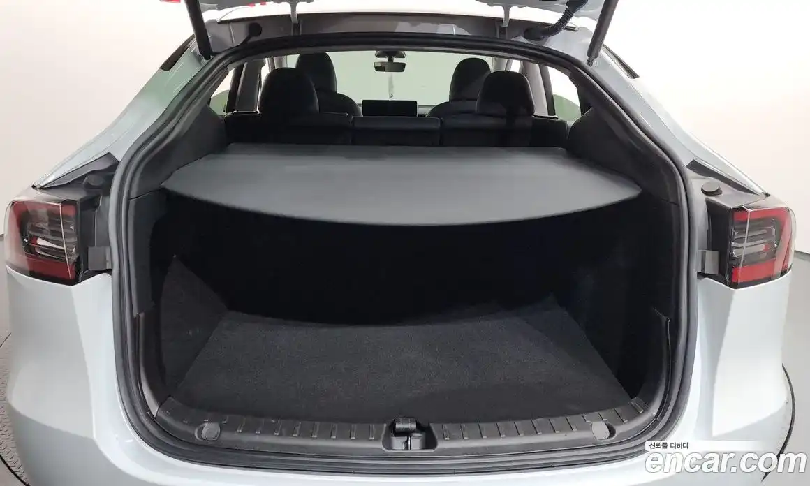 Tesla Model Y 2023 0.2 гидро в Москве № 1014227, фото 20