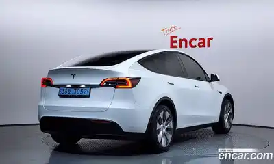 Tesla Model Y 2023 0.2 гидро в Москве № 1014227, миниатюра 2