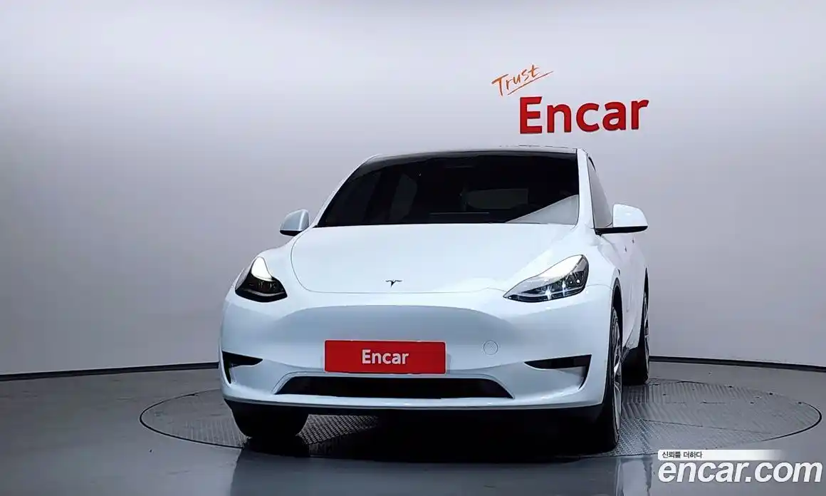 Tesla Model Y 2023 0.2 гидро в Москве № 1014227, фото 3