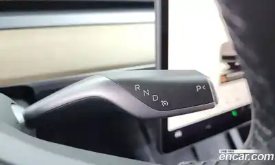 Tesla Model Y 2023 0.2 гидро в Москве № 1014227, миниатюра 9