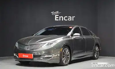 Lincoln MKZ, 2016