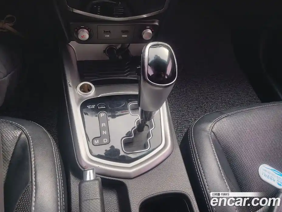 SsangYong TIBOLI 2015 1.6 Автомат в Москве № 1067849, фото 16