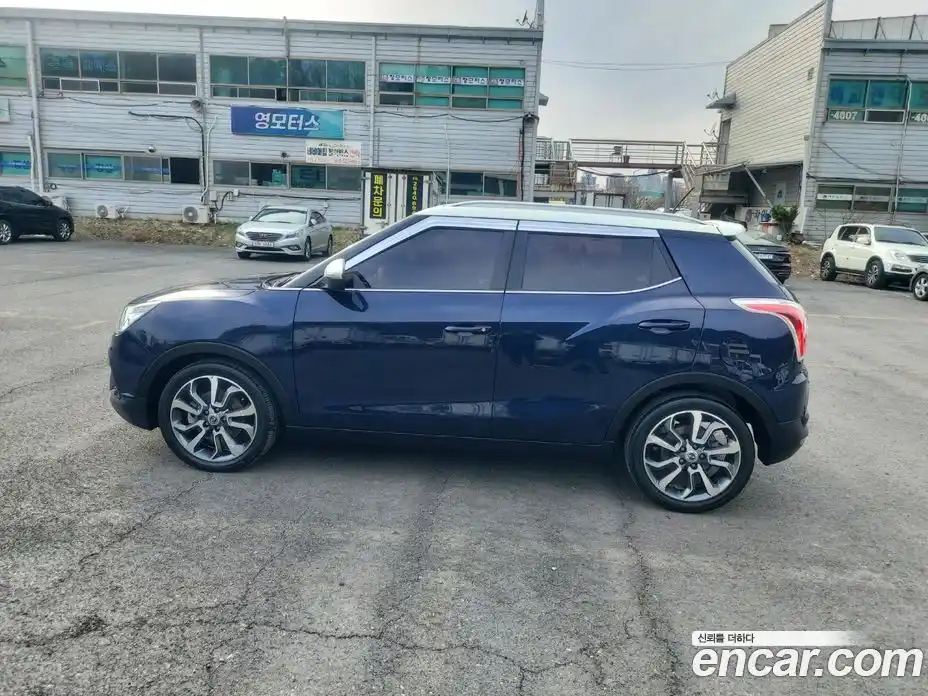 SsangYong TIBOLI 2015 1.6 Автомат в Москве № 1067849, фото 8