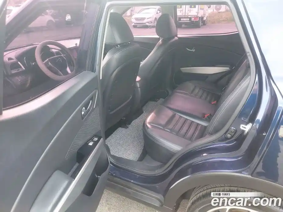 SsangYong TIBOLI 2015 1.6 Автомат в Москве № 1067849, фото 10