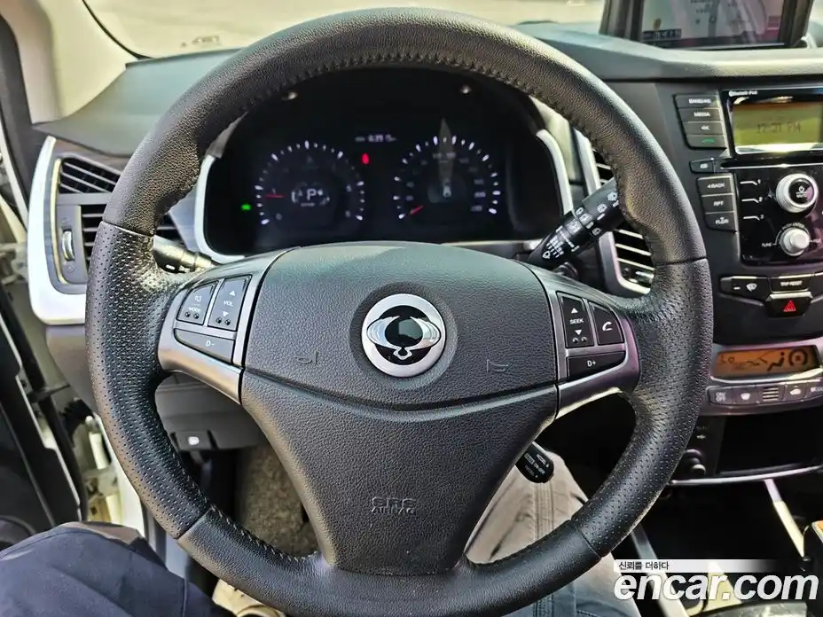 SsangYong Korando 2014 2.0 Автомат в Москве № 1080598, фото 14