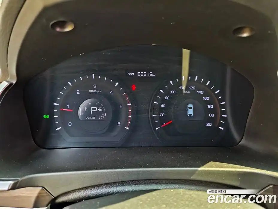 SsangYong Korando 2014 2.0 Автомат в Москве № 1080598, фото 15