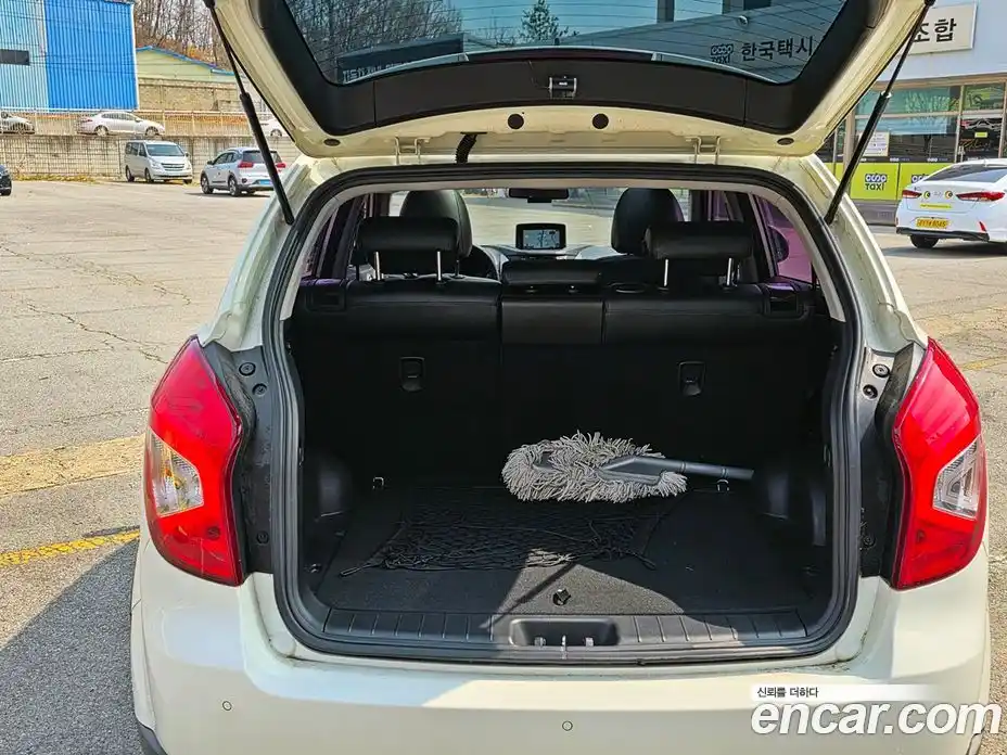 SsangYong Korando 2014 2.0 Автомат в Москве № 1080598, фото 8