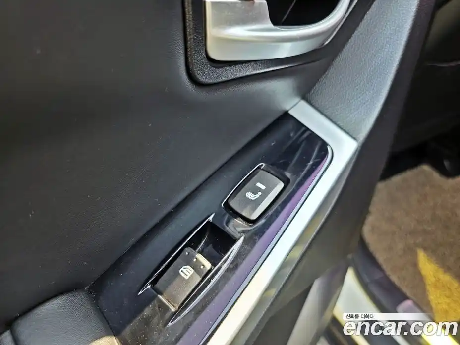 SsangYong Korando 2014 2.0 Автомат в Москве № 1080598, фото 10