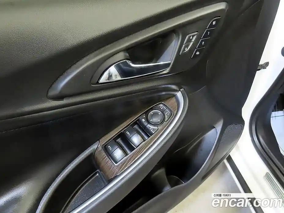 Chevrolet Malibu 2017 1.5 Автомат в Москве № 1081819, фото 17