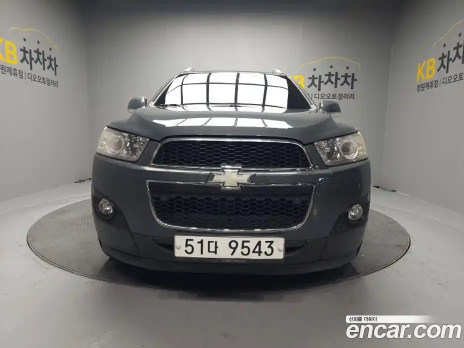 Chevrolet Captiva 2011 2.2 Автомат в Москве № 1081828, фото 3