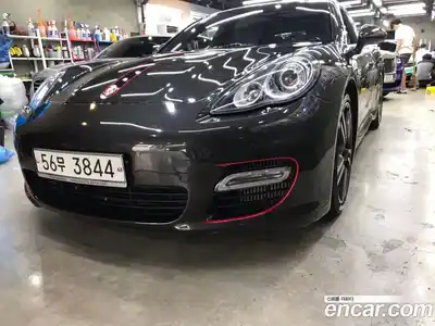 Porsche Panamera, 2012