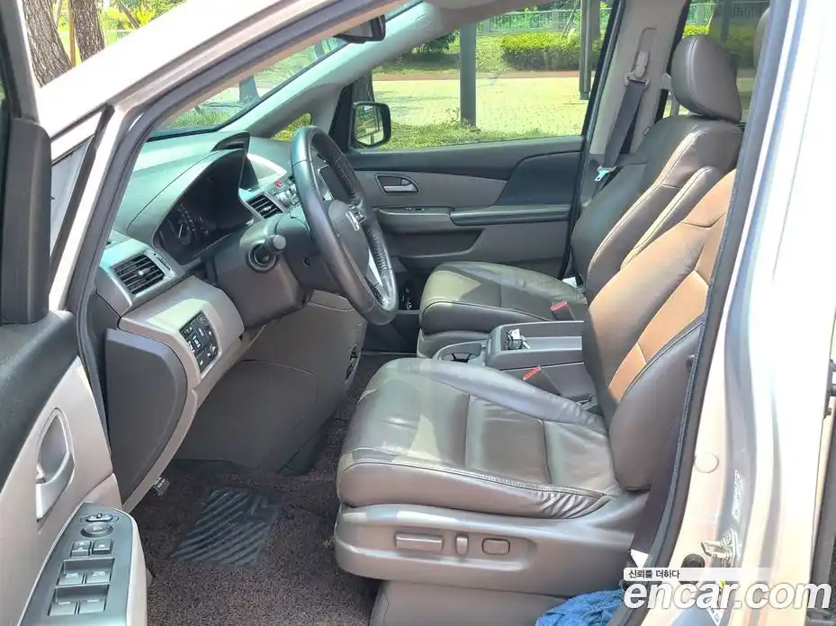 Honda Odyssey 2012 3.5 гидро в Москве № 1085915, фото 4