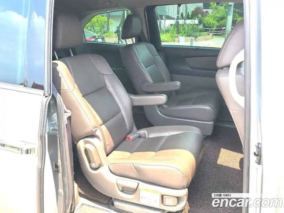 Honda Odyssey 2012 3.5 гидро в Москве № 1085915, фото 9