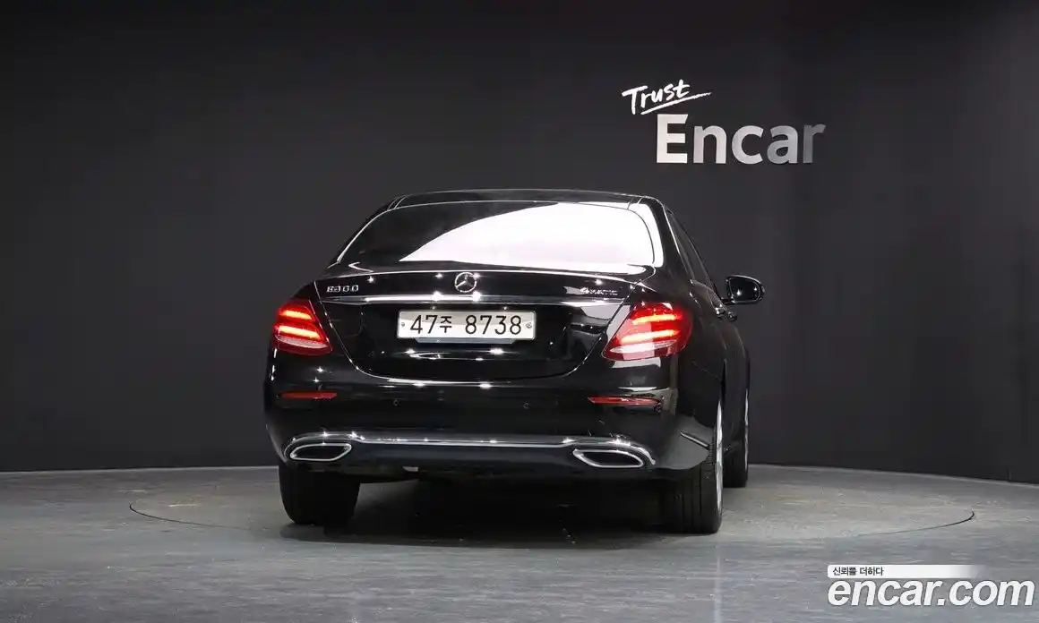 Mercedes-Benz E-Class 2018 1.9 гидро в Москве № 141782, фото 4