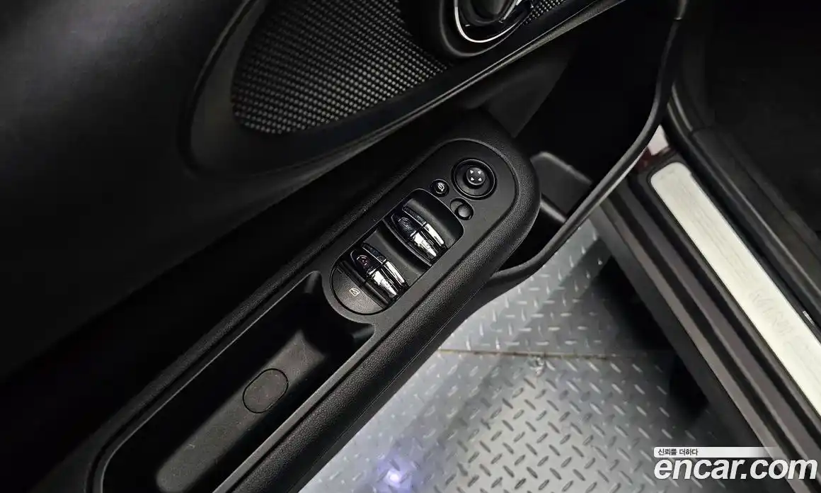 Mini Clubman 2018 1.5 гидро в Москве № 153509, фото 16