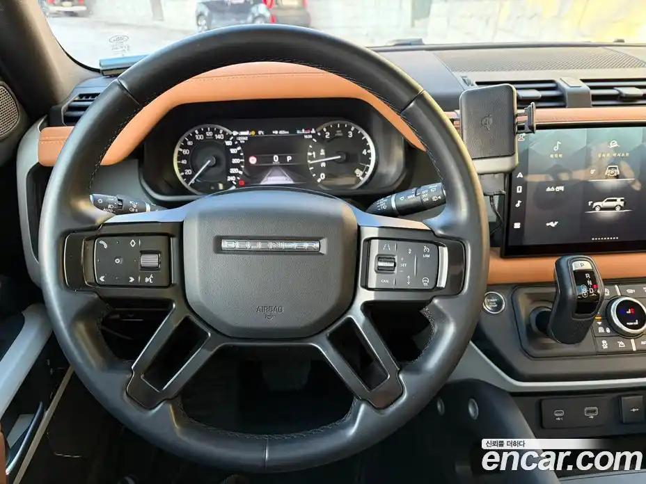 Land Rover Defender 2023 3.0 гидро в Москве № 155842, фото 16